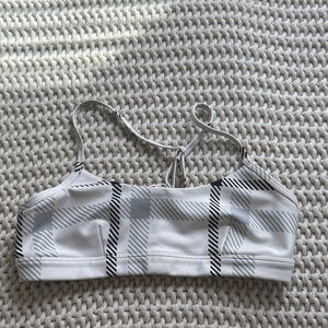 ALO Yoga Airlift Intrigue Bra